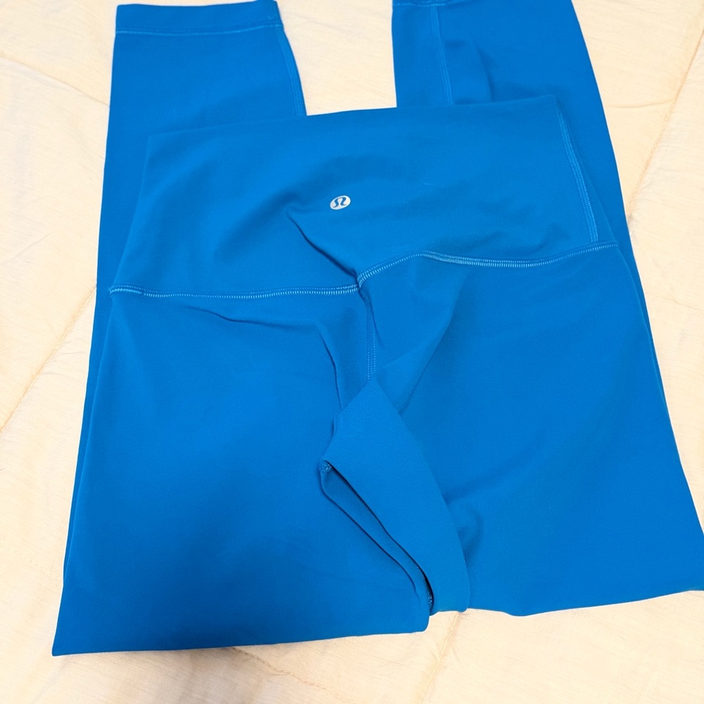 Lululemon Align High-Rise Crop 23" and - Picture 2 of 4
